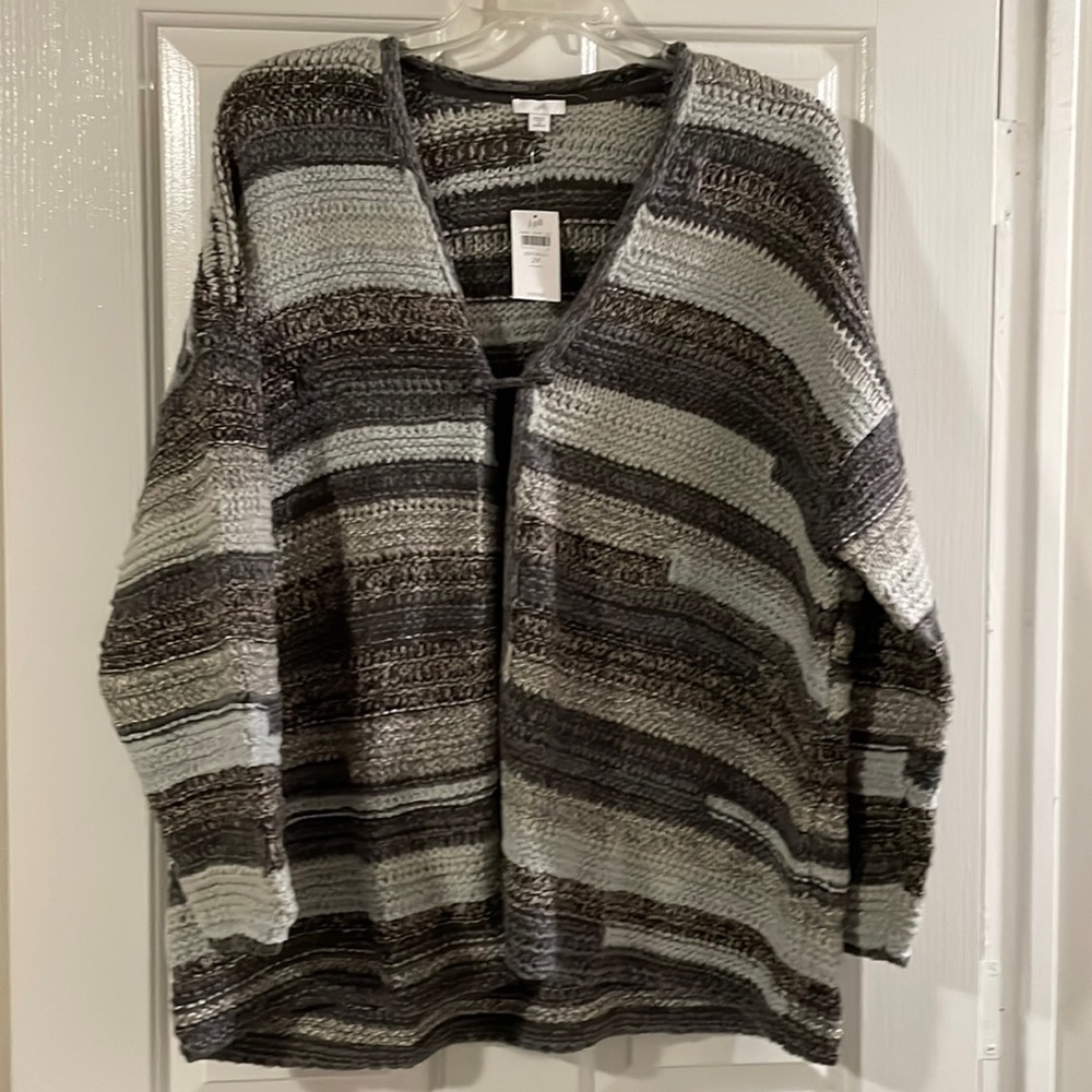 New with tags, chunky knit cardigan.